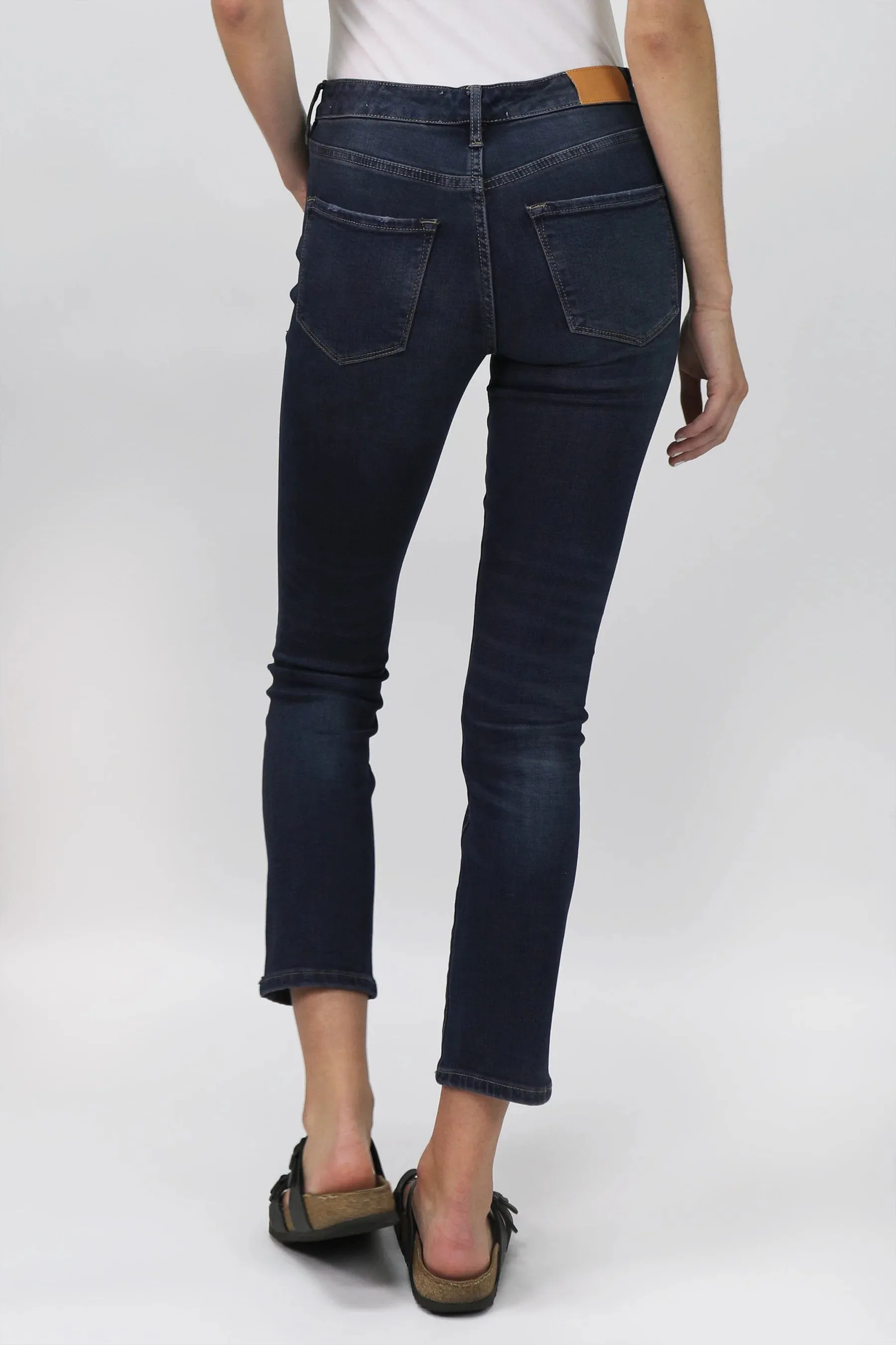 Blaire High Rise Ankle Slim Straight