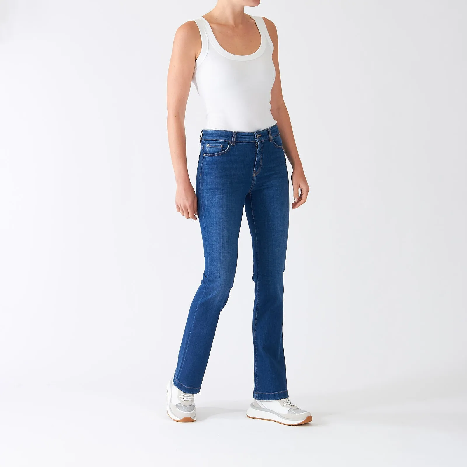 Blue Denim Faro Feminine Bootleg Jeans