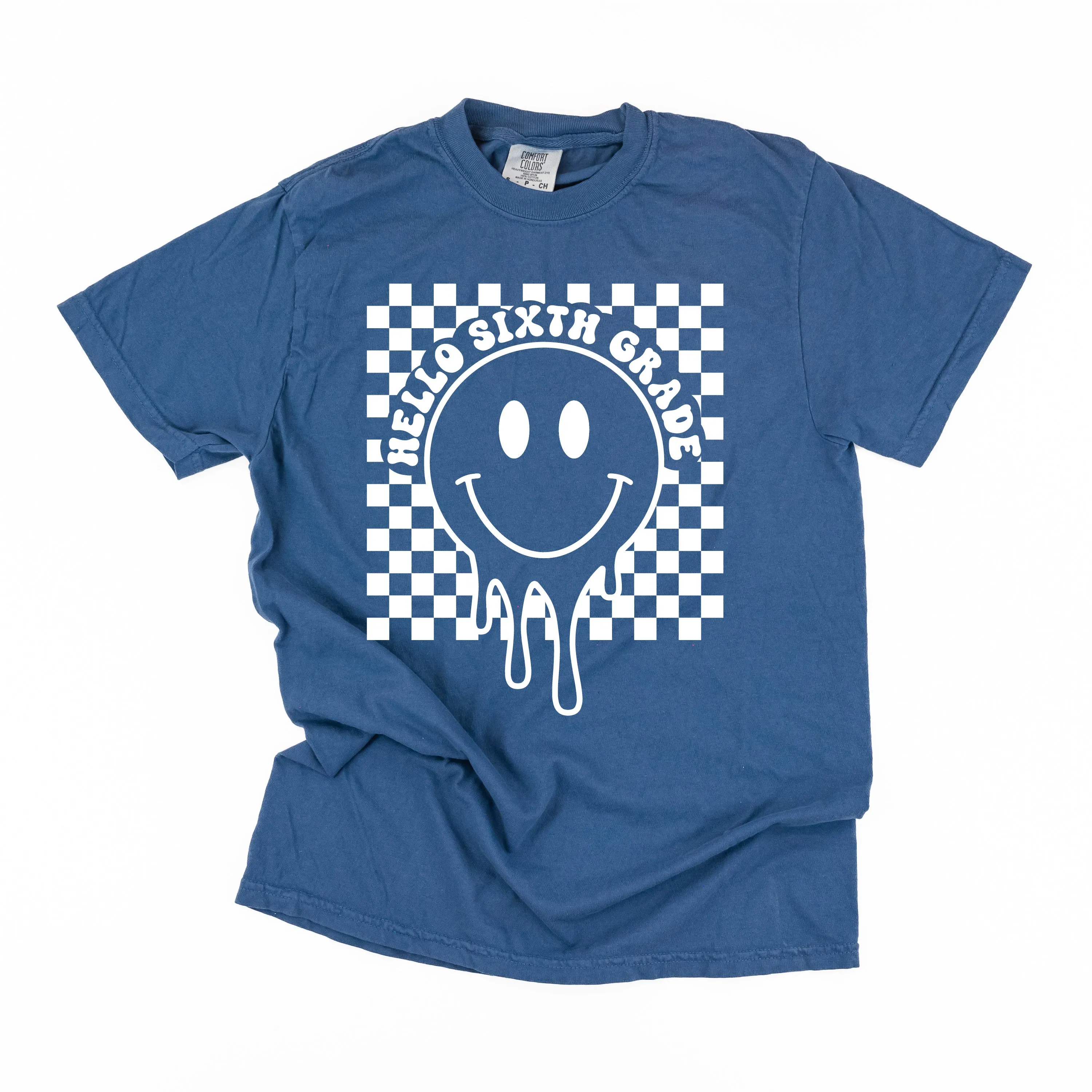 Hello Sixth Grade - Checker Smiley - SHORT SLEEVE COMFORT COLORS TEE